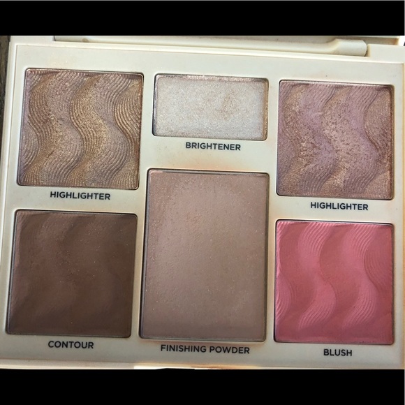Cover FX Perfector Face Palette Light-Medium - Picture 4 of 5